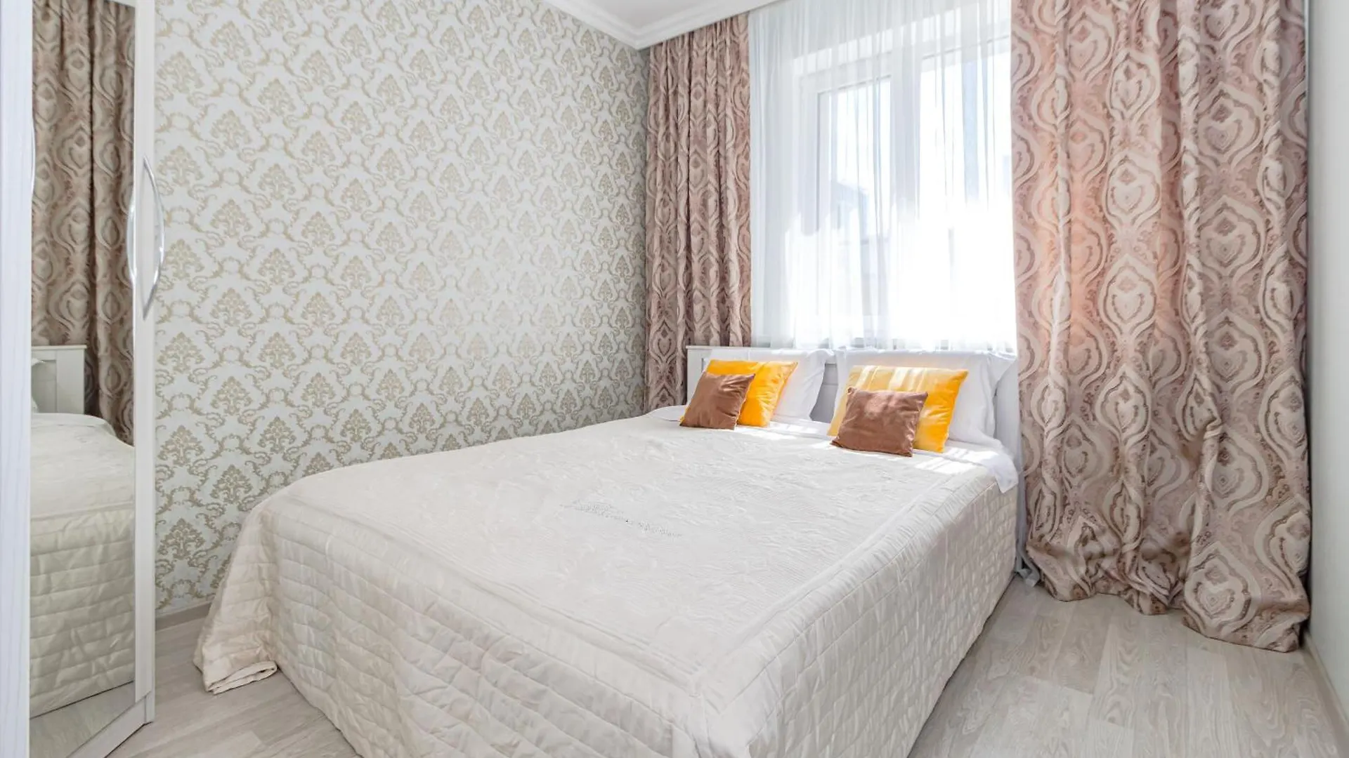 Renthouse Времена Года Nur-Sultan  0*, Nur-Sultan (Astana)